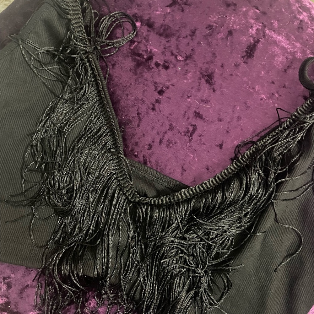 Black ribbed fringe crop top.